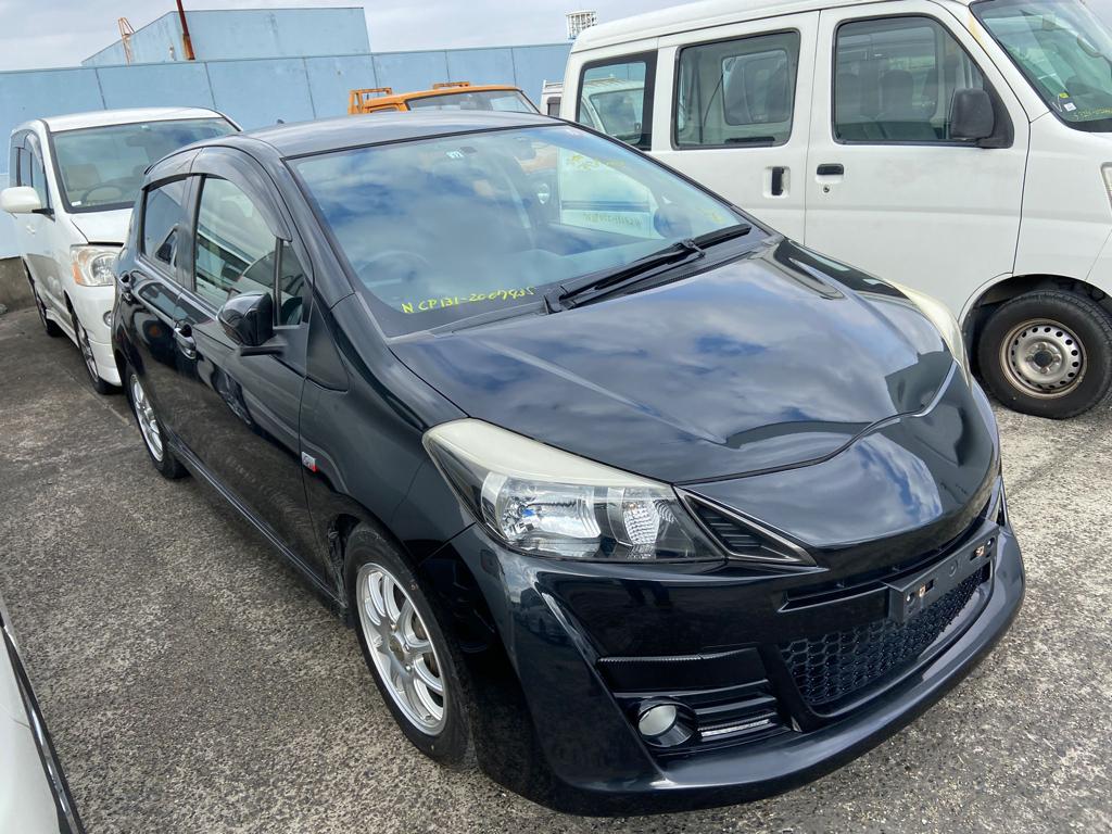 2011 Toyota Vitz RS